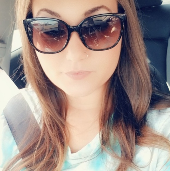 Meet Your Posher, Autumn 👝🛍 - Picture 1 of 8